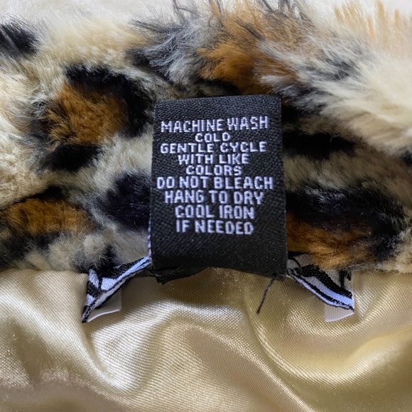 Leopard Print Faux Fur Cropped Jacket size Medium Mob Wife - Picture 12 of 12